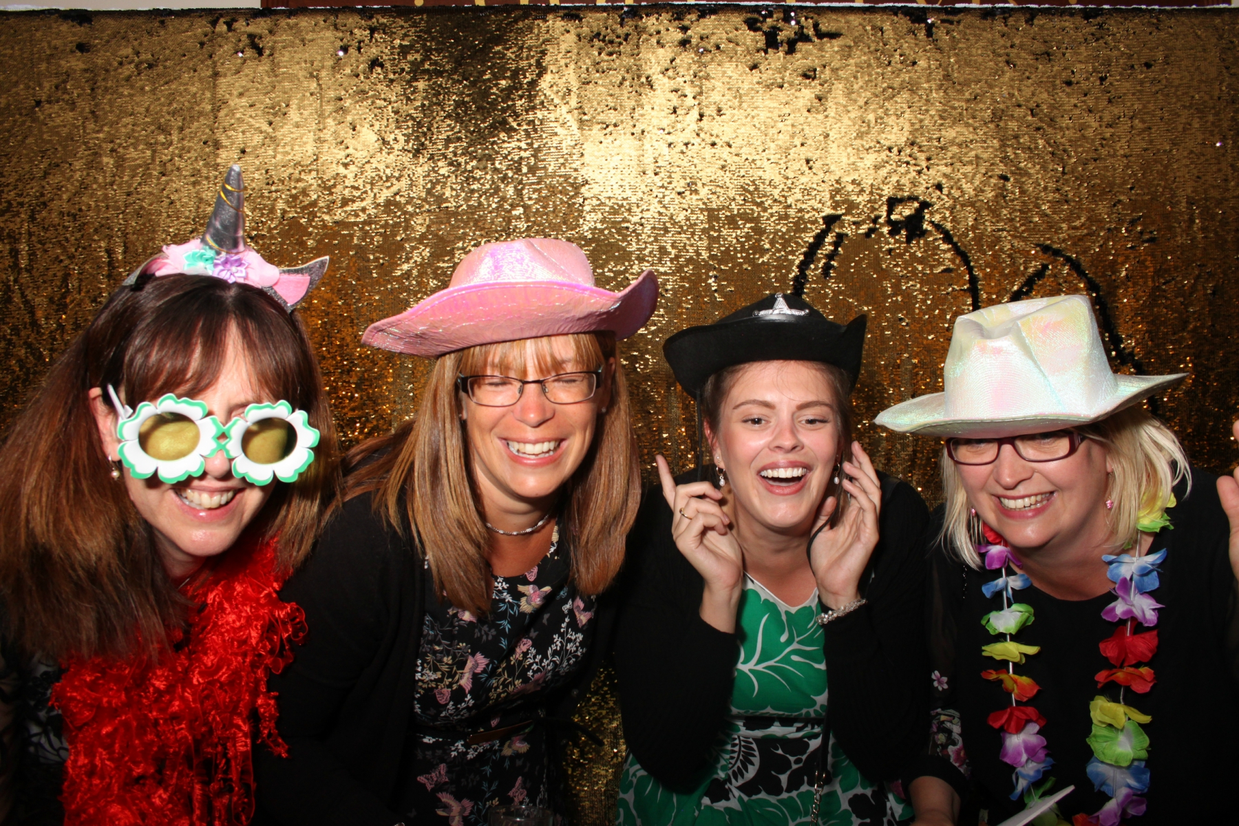 Jo & Rory 10/08/2019 | View more photos from the event at gallery.yourboothskent.co.uk/u/Your-Booths-Kent/Jo-Rory-10082019